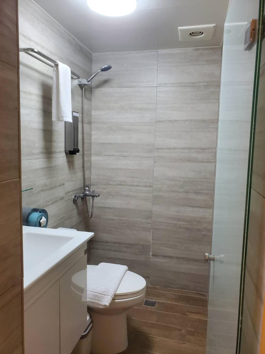 Taipei Inn Экстерьер фото